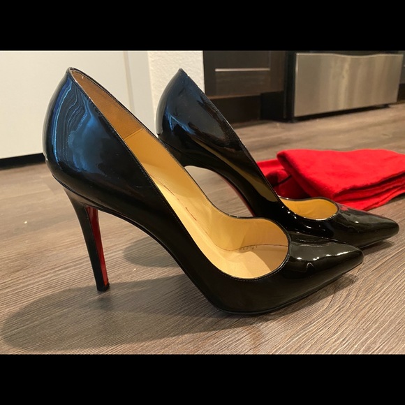 Christian Louboutin Black Patent Red Sole Pump - Picture 4 of 5